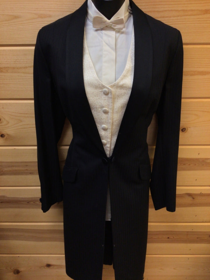 C 36 SS 15 NW 16 NK 36.5 SW 24 W 33.5 IS 33+1.5 Formal Tuxedo