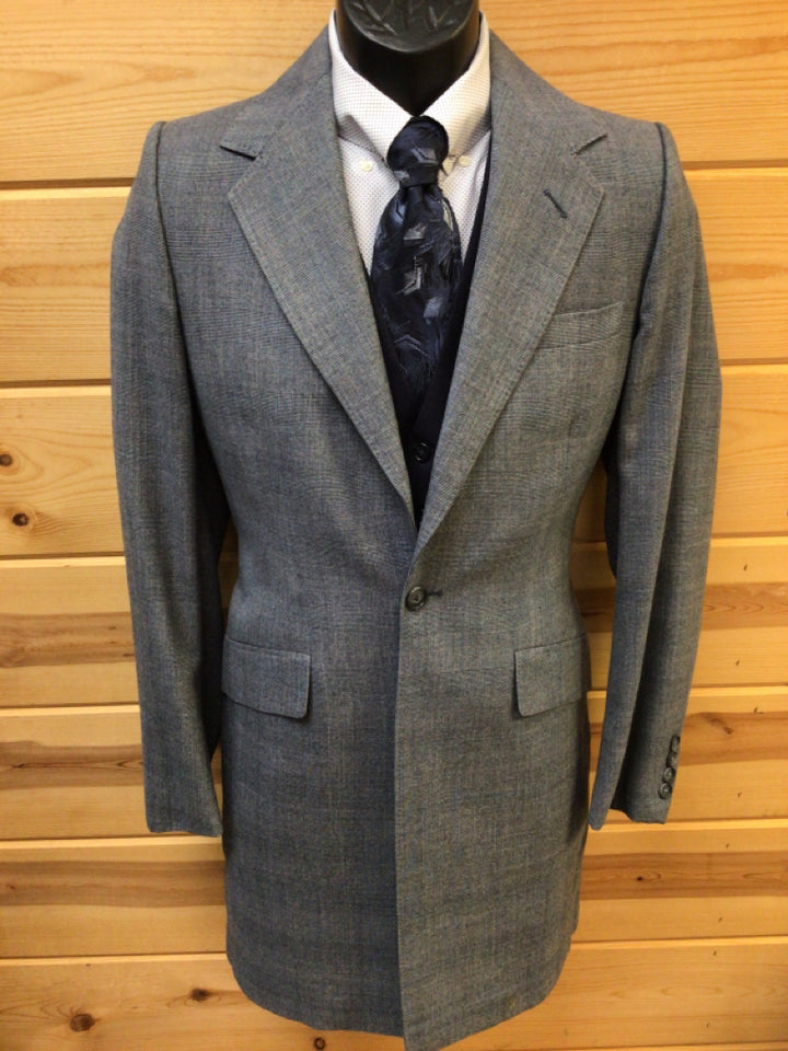 C 38 SS 15 NW 18 NK 35 SW 25 IS 34 Men's Suit