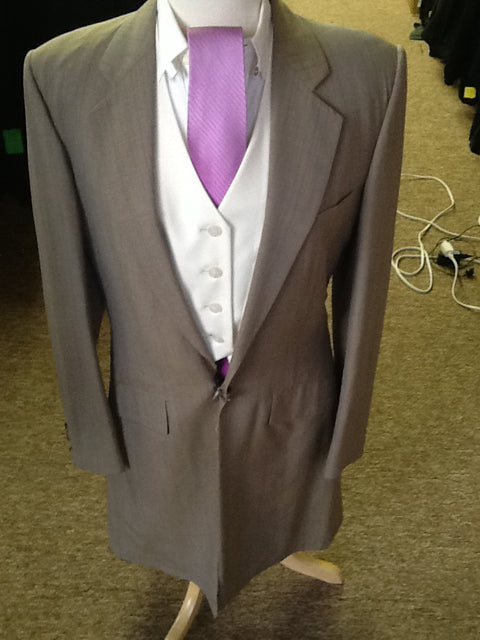 C 38 SS 16 NW 19 NK 38 SW 25 IS 29 Men's Suit