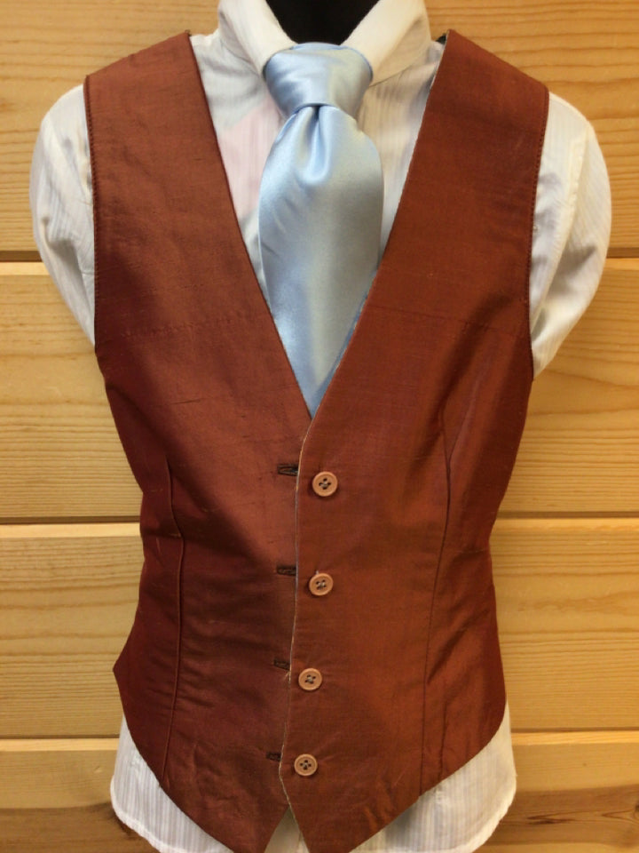 C 31 W 28 NW 15.5 Vest