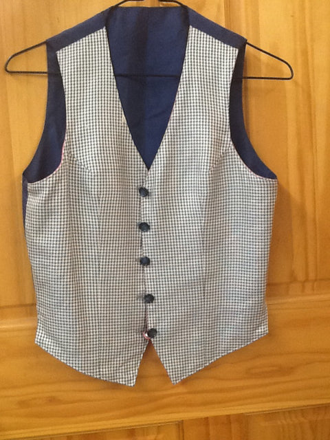 C 35 W 30 NW 18 Vest