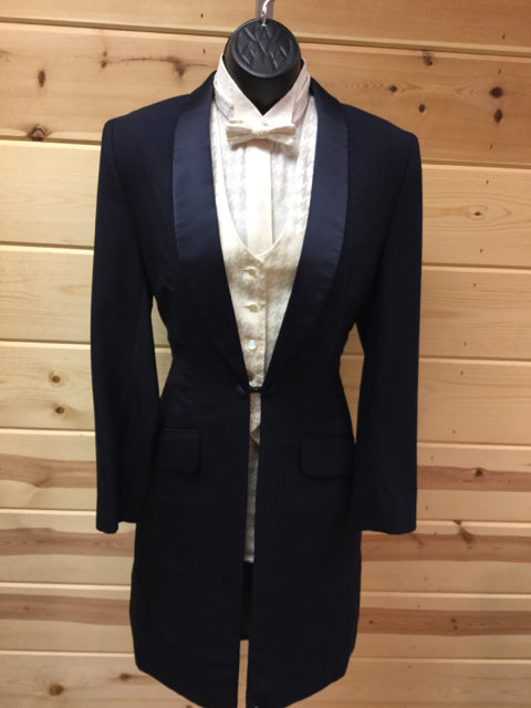 C 38 SS 15 NW 15.5 NK 38.5 SW 24 W 28+3 IS 33.5 Formal Tuxedo