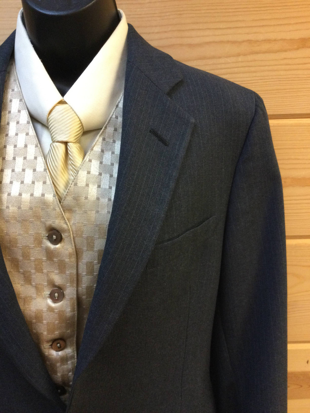 C 39 SS 16.5 NW 17 NK 34.5 SW 26 IS 35.5 Men's Suit