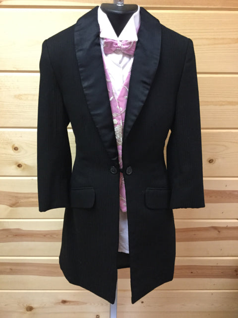 C 28 SS 11.5 NW 13 NK 28 SW 17 W 23+1 IS 24 Formal Tuxedo