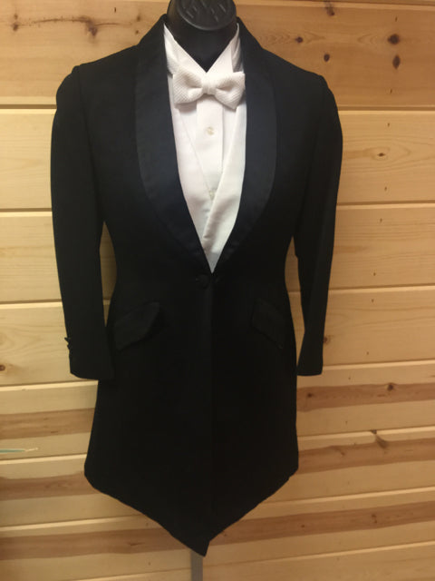 C 32 SS 13.5 NW 15 NK 29.5 SW 20 W 22 IS 30 Formal Tuxedo